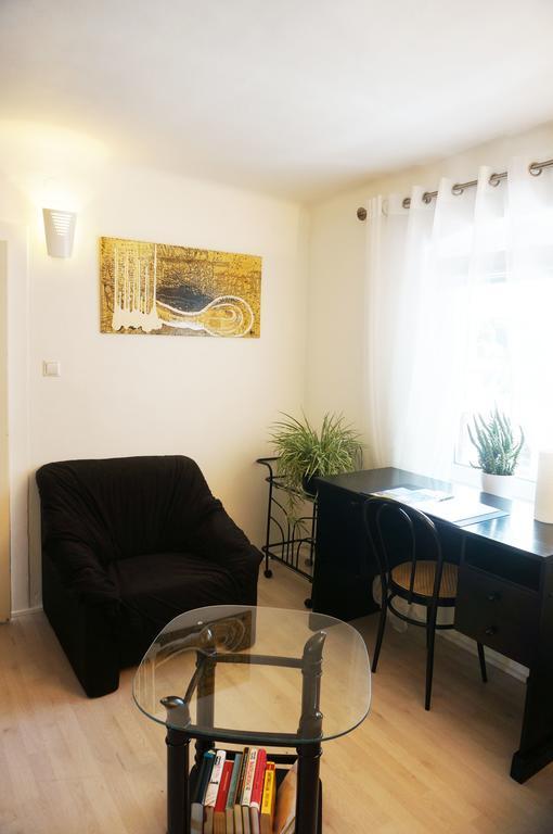 Ferienhaus Black & White Bromberg ภายนอก รูปภาพ